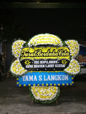 Papan Bunga Duka di Ti Zain